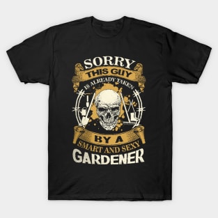 Gardener hoodie, Gardener gifts T-Shirt